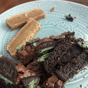 Yellow Dog Eats - Brownies - mint Oreo and Reese's pieces - Sandwiches Near Me - Windermere, Florida