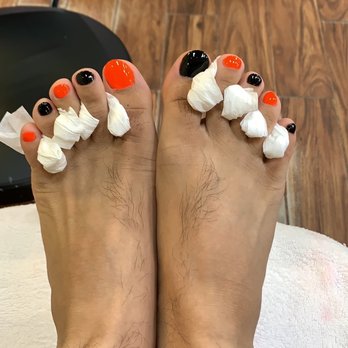Westlake Nail Spa - Freshly painted toenails - Nail Salons Near Me - Daly City, California