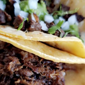 Chilangos Tacos - Barbacoa taco and asada taco con queso - Tacos Near Me - Dallas, Texas