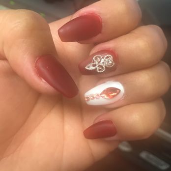 Kitty Nails Spa 2 - Christmas time - Nail Salons Near Me - Pomona, California