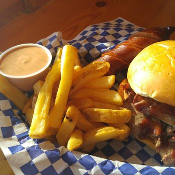BBQ Pete's - tried the brisket sandwich with a hot link and fries. everything was delicious and I hope to come back soon! - Barbeque Near Me - Kent, Washington BBQ Pete's - tried the brisket sandwich with a hot link and fries. everything was delicious and I hope to come back soon! - Barbeque Near Me - Kent, Washington
