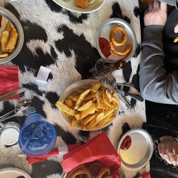 Yippee-ei-o! - Onion rings, fries & jalapeño poppers - Steakhouses Near Me - Tusayan, Arizona