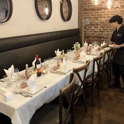 Mezza Luna Bistro