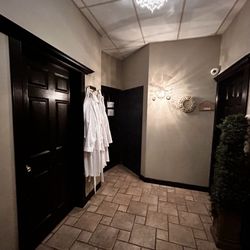 Angelo's Salon & Spa
