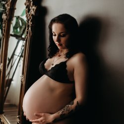 Lovely Day Events Pittsburgh Maternity & Newborn Photography - Murrysville boudoir maternity session