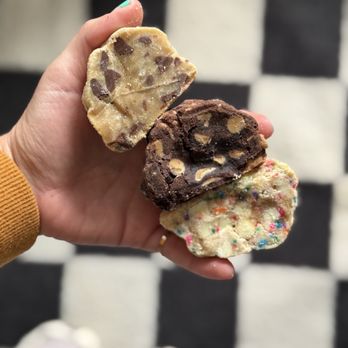 Halfsies Cookie - Chocolate chip, Chocolate PB chip and birthday cake vanilla chip - Desserts Near Me - Marlboro, New York