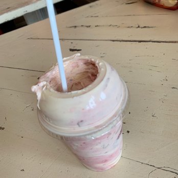 Lickity Split Frozen Custard & Sweets - Ice Cream & Frozen Yogurt Near Me - Chicago, Illinois Lickity Split Frozen Custard & Sweets - Ice Cream & Frozen Yogurt Near Me - Chicago, Illinois