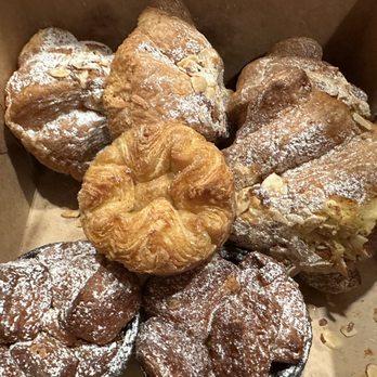 Manresa Bread  - Breakfast & Brunch Near Me - Campbell, California