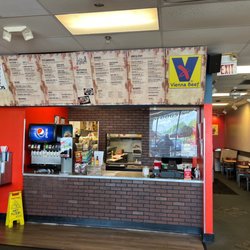 Chicago Gyros & Dogs - Front counter