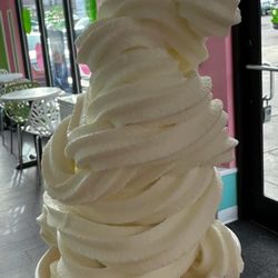 sweetFrog Premium Frozen Yogurt - Monica cup