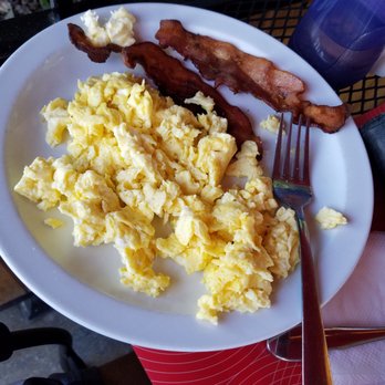 Time Out Cafe - Cafes Near Me - Vista, California