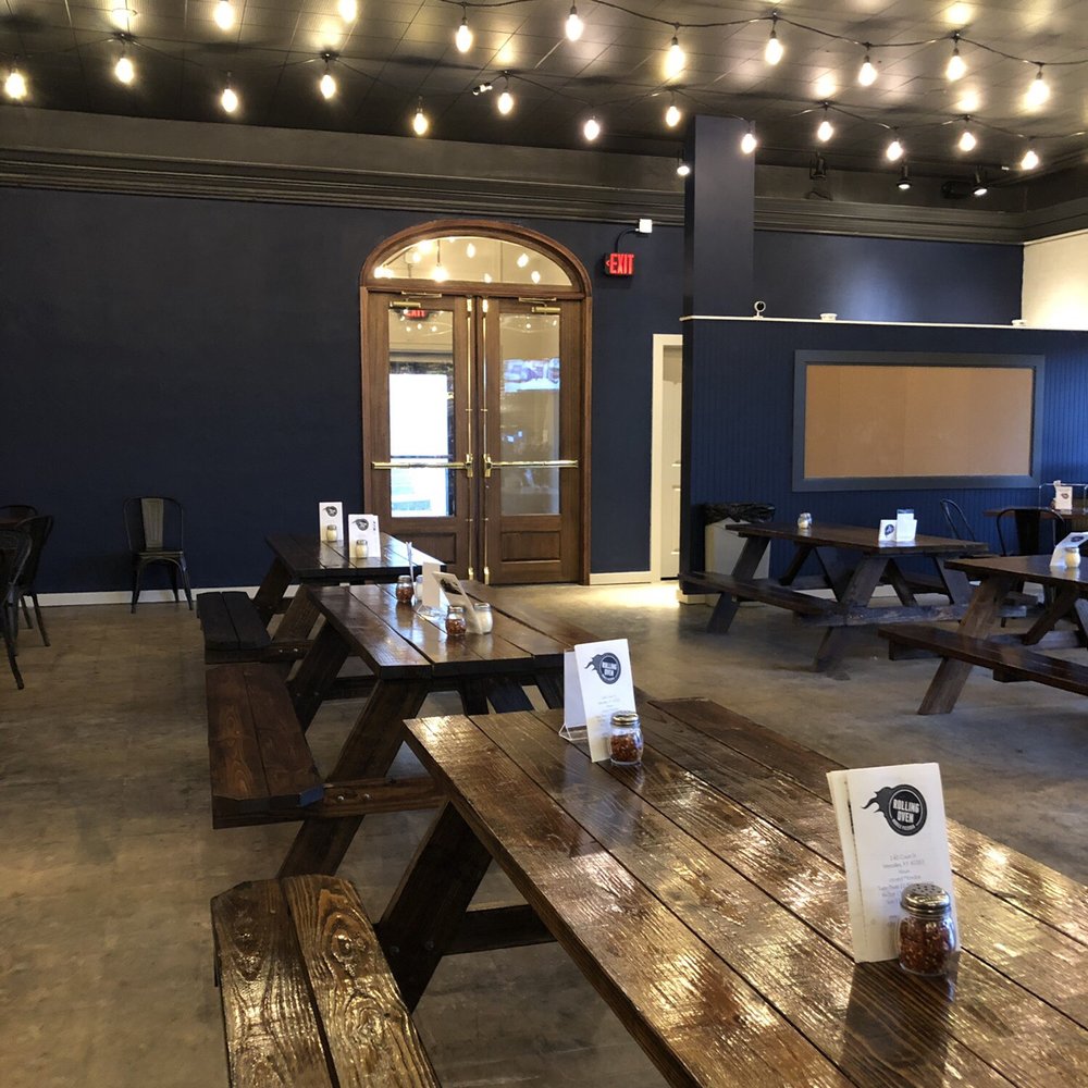 Rolling Oven - Dinning area - Pizza Near Me - Versailles, Kentucky Rolling Oven - Dinning area - Pizza Near Me - Versailles, Kentucky