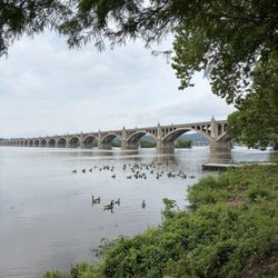 Columbia Crossing Rivers Trails Center