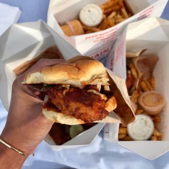Main Chick Hot Chicken - Chicken Shop Near Me - Pasadena, California