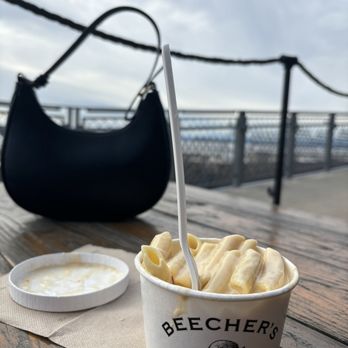 Beecher's Handmade Cheese - Cheese Shops Near Me - Seattle, Washington