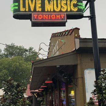 Fox & Locke - Out Side - Comfort Food Near Me - Franklin, Tennessee