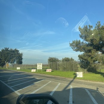 Lovelace Transfer Station - No cash signs - Recycling Center Near Me - Manteca, California Lovelace Transfer Station - No cash signs - Recycling Center Near Me - Manteca, California