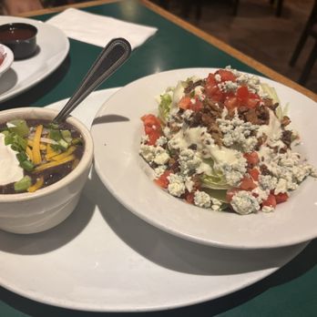 Roasters - Wedge salad and cup of soup - Barbeque Near Me - Sandy Springs, Georgia Roasters - Wedge salad and cup of soup - Barbeque Near Me - Sandy Springs, Georgia
