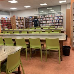 Bibliothèque Universitaire Pluridisciplinaire - Intérieure