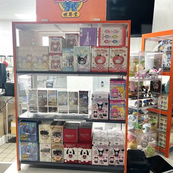 Teavoli Boba - Toy Display Case - Bubble Tea Near Me - Dublin, California
