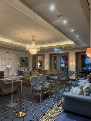 Steigenberger Frankfurter Hof by null