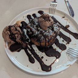 Chef's Choice Dessert: Chocolate Babka with Chocolate Ice Cream Chef's Choice Dessert: Chocolate Babka with Chocolate Ice Cream