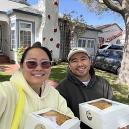 The long drive is worth it. You can request to separate the crunch when you're having a long drive! The best cake and they are really nice. The long drive is worth it. You can request to separate the crunch when you're having a long drive! The best cake and they are really nice.