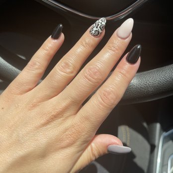 Petit Nails - Nails - Nail Salons Near Me - Phoenix, Arizona