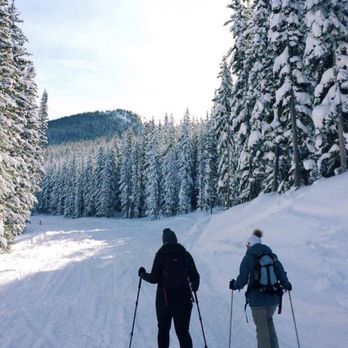 Guardsman Pass Overlook - Snowshoeing, perfect place to snowshoe. Stunning views. - Hiking Near Me - Park City, Utah Guardsman Pass Overlook - Snowshoeing, perfect place to snowshoe. Stunning views. - Hiking Near Me - Park City, Utah
