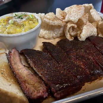 Gettin' Basted - Ribs with corn casserole and pork rinds - Barbeque Near Me - Branson, Missouri