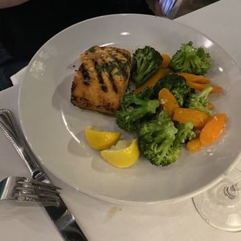 Townehouse - Salmon extra veggies - Steakhouses Near Me - Fall River, Massachusetts