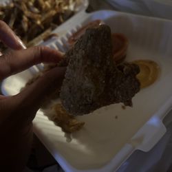 Bangin Fish and Chicken - Wings Little