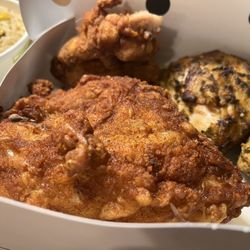 Pollo Campero - Fried breast and wing