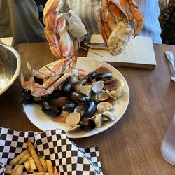 Blue Ocean Fish&Crab&Pho - Food