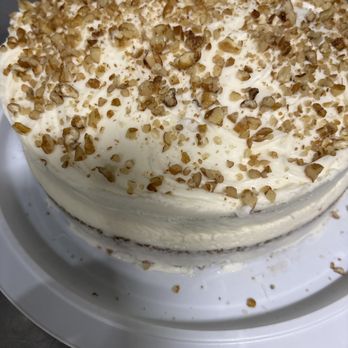 Robin's Country Kitchen - Hummingbird cake - Cafes Near Me - Floral City, Florida Robin's Country Kitchen - Hummingbird cake - Cafes Near Me - Floral City, Florida