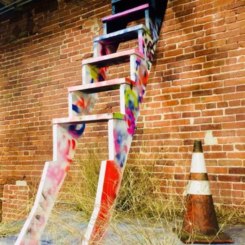 Garis & Hahn Gallery - Artwork by Lisa Adams (2018) - Art Galleries Near Me - Los Angeles, California Garis & Hahn Gallery - Artwork by Lisa Adams (2018) - Art Galleries Near Me - Los Angeles, California