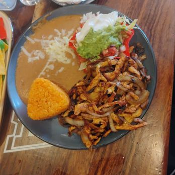 La Fiesta Cantina - Chicken fajitas - Mexican Near Me - Buffalo, New York La Fiesta Cantina - Chicken fajitas - Mexican Near Me - Buffalo, New York
