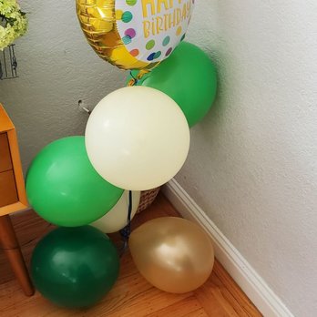 Party City - Deflated baloon 12 hours after - Party Supplies Near Me - Cupertino, California