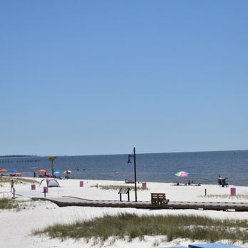 Snapper's Seafood - View of the gulf - Seafood Near Me - Biloxi, Mississippi Snapper's Seafood - View of the gulf - Seafood Near Me - Biloxi, Mississippi