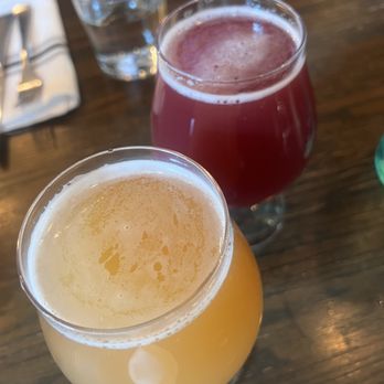 Three Bears Brewery and Restaurant - Fruity beer - Brewpubs Near Me - Banff, Alberta