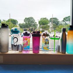 HydroQuench2o - Assorted Selection of Reusable Bottles