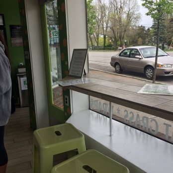 Squeeze Juicery - Cute little shop - Juice Bars & Smoothies Near Me - Williamsville, New York