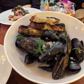 The Consulate - Bowl of Mussels - French Near Me - New York, New York