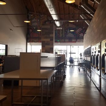 SpinCycle Laundry Lounge - Laundromat Near Me - South Gate, California