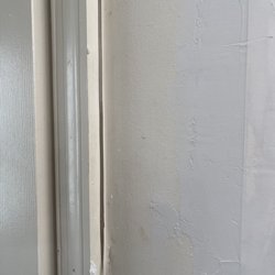 Bath Planet - Paint off the walls