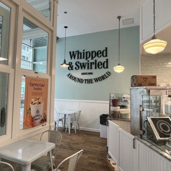 Magnolia Bakery - Bakeries Near Me - Chicago, Illinois Magnolia Bakery - Bakeries Near Me - Chicago, Illinois