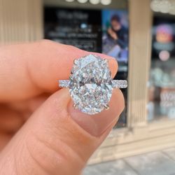 Wachler Estate Collection - 4 Carat Oval