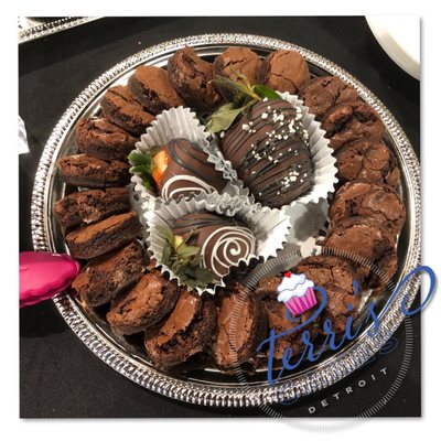 Terri’s Cakes Detroit - Custom Orders Only by null