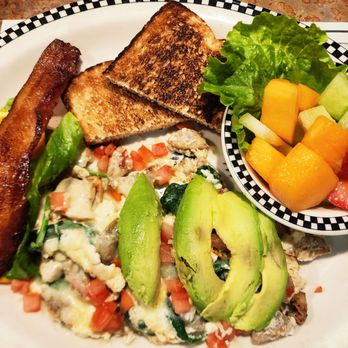 Black Bear Diner Barstow - Chicken Sausage Scramble - Breakfast & Brunch Near Me - Barstow, California