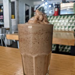Choclo Y Maíz - Snickers smoothie - light on flavor but refreshing as heck